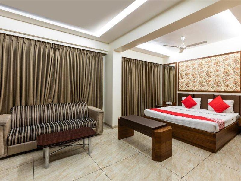 Collection O Surya Hotel Bhopal Bagian luar foto